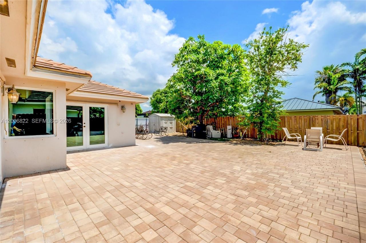 14368 SW 165th St , Miami, FL 33177 Photo
