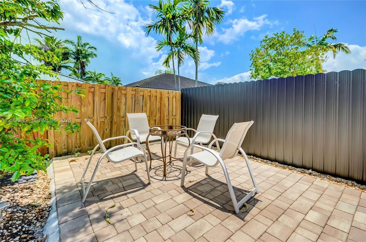 14368 SW 165th St , Miami, FL 33177 Photo