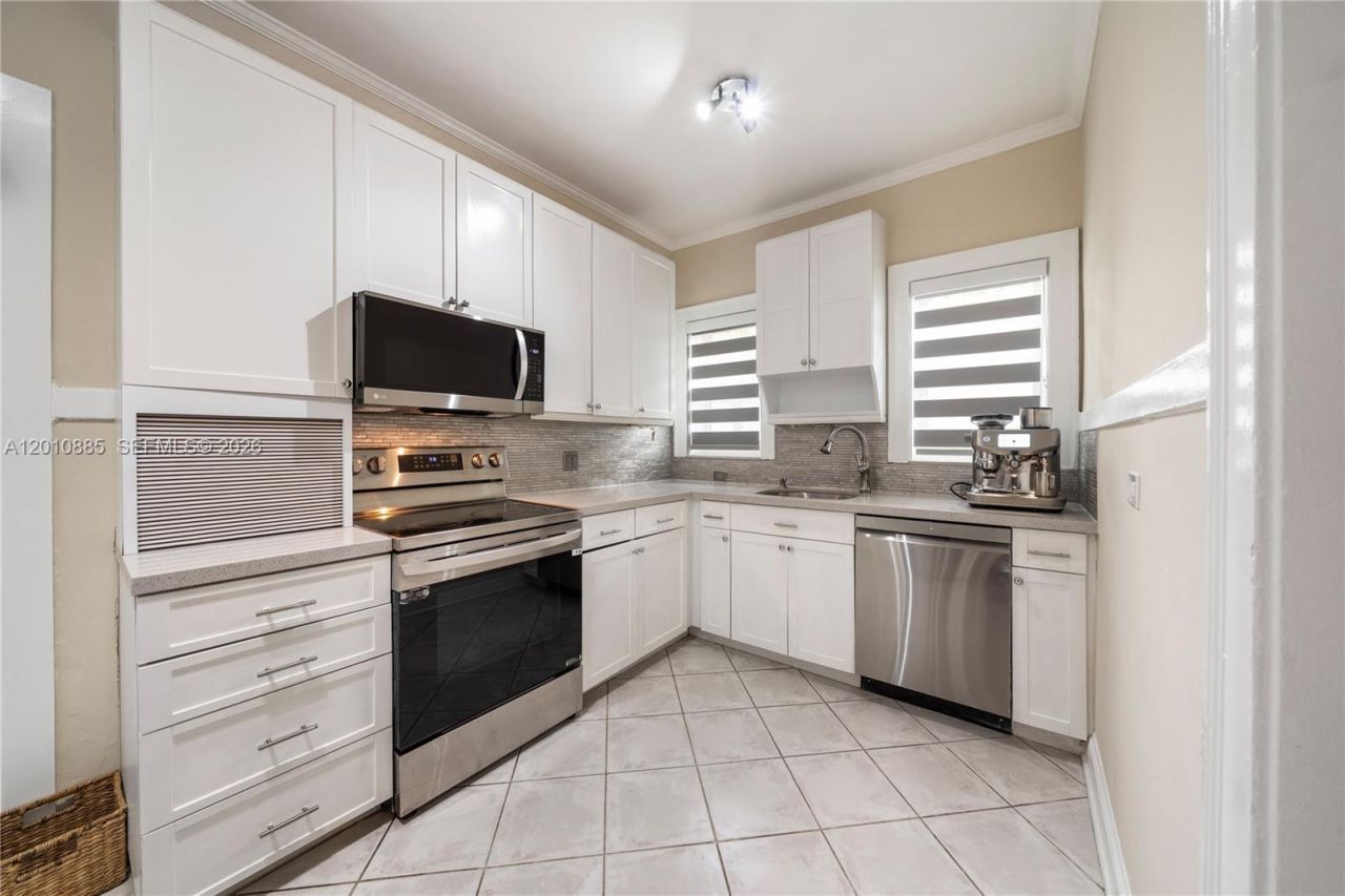 4501 Prairie Ave , Unit 1, Miami Beach, FL 33140 Photo