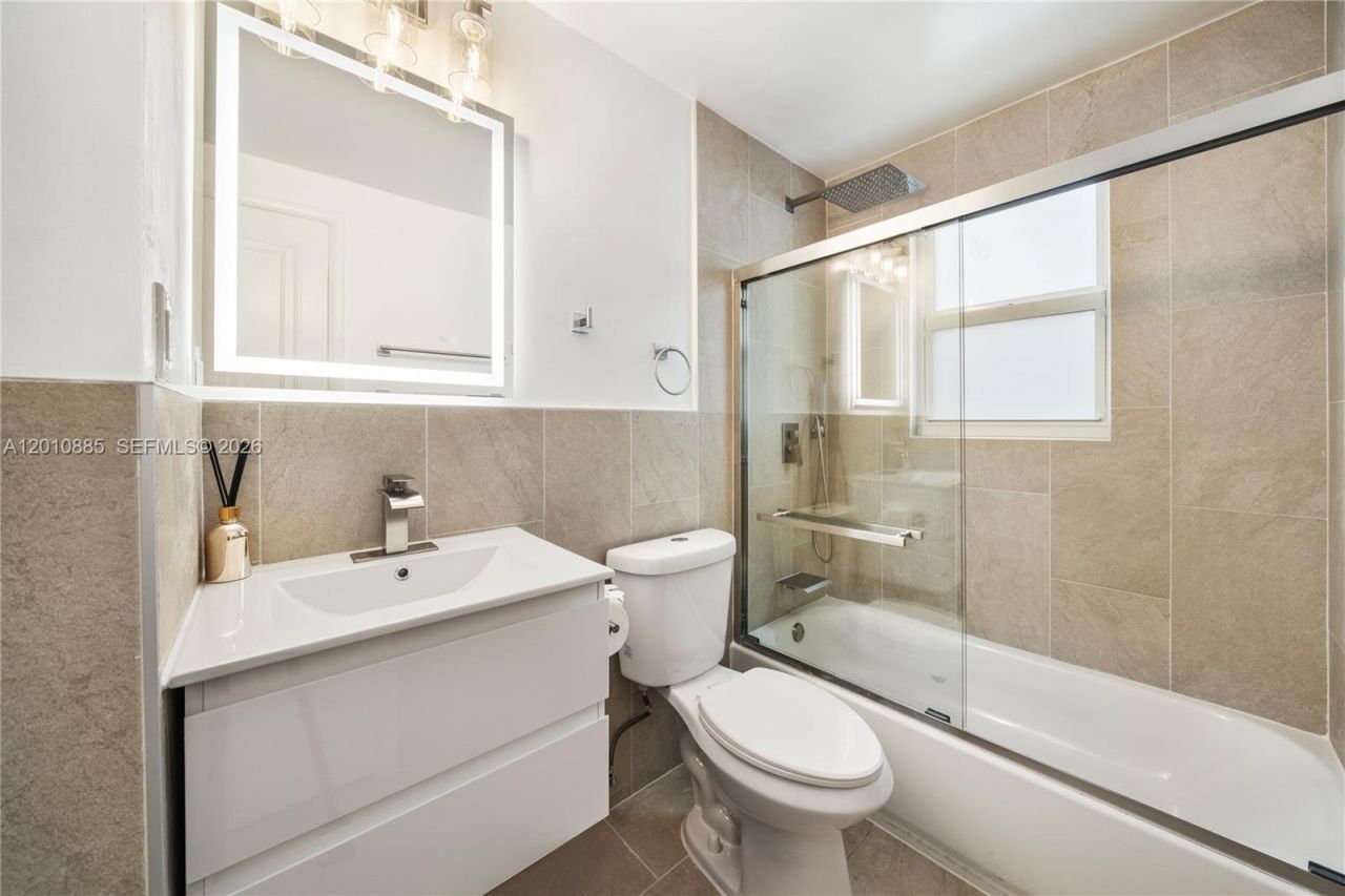 4501 Prairie Ave , Unit 1, Miami Beach, FL 33140 Photo
