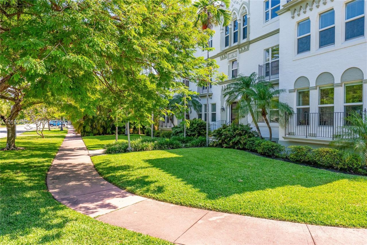 4501 Prairie Ave , Unit 1, Miami Beach, FL 33140 Photo