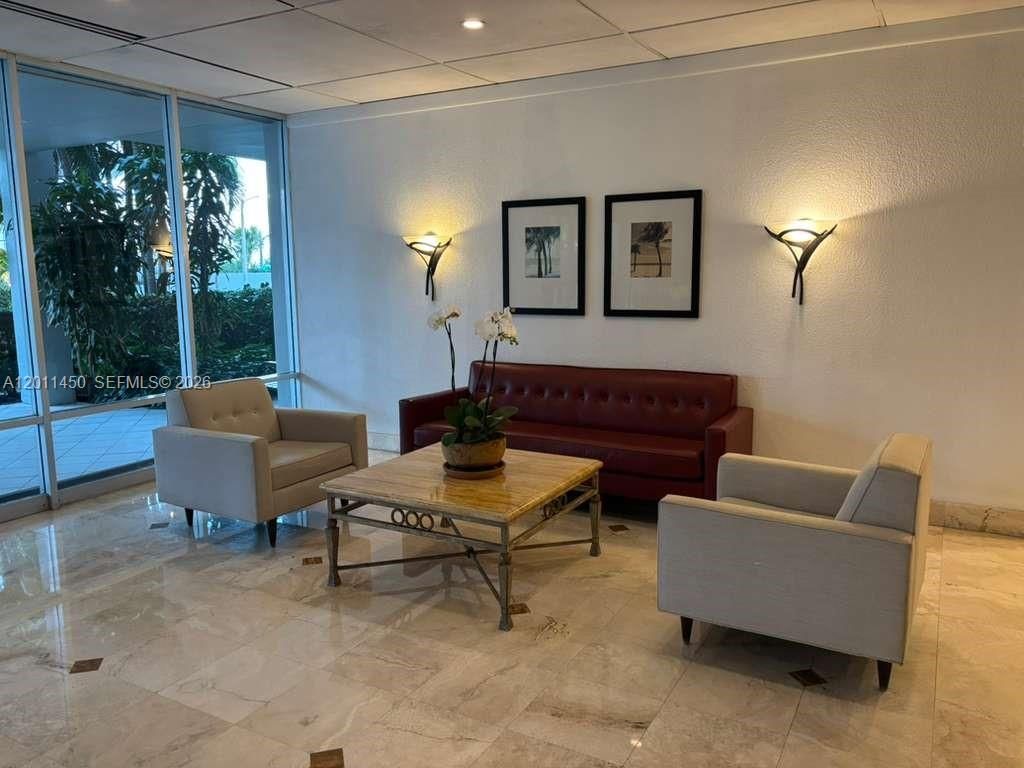 150 SE 25th Rd , Unit 4E, Miami, FL 33129 Photo