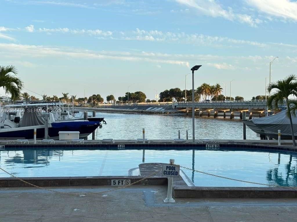 150 SE 25th Rd , Unit 4E, Miami, FL 33129 Photo