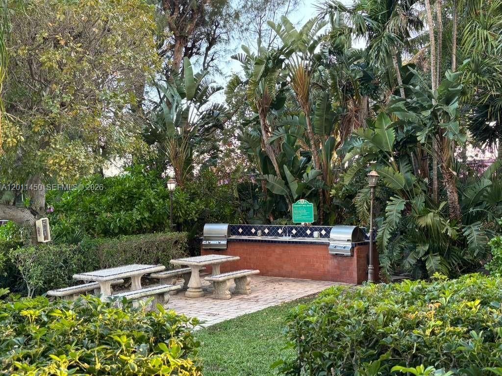 150 SE 25th Rd , Unit 4E, Miami, FL 33129 Photo