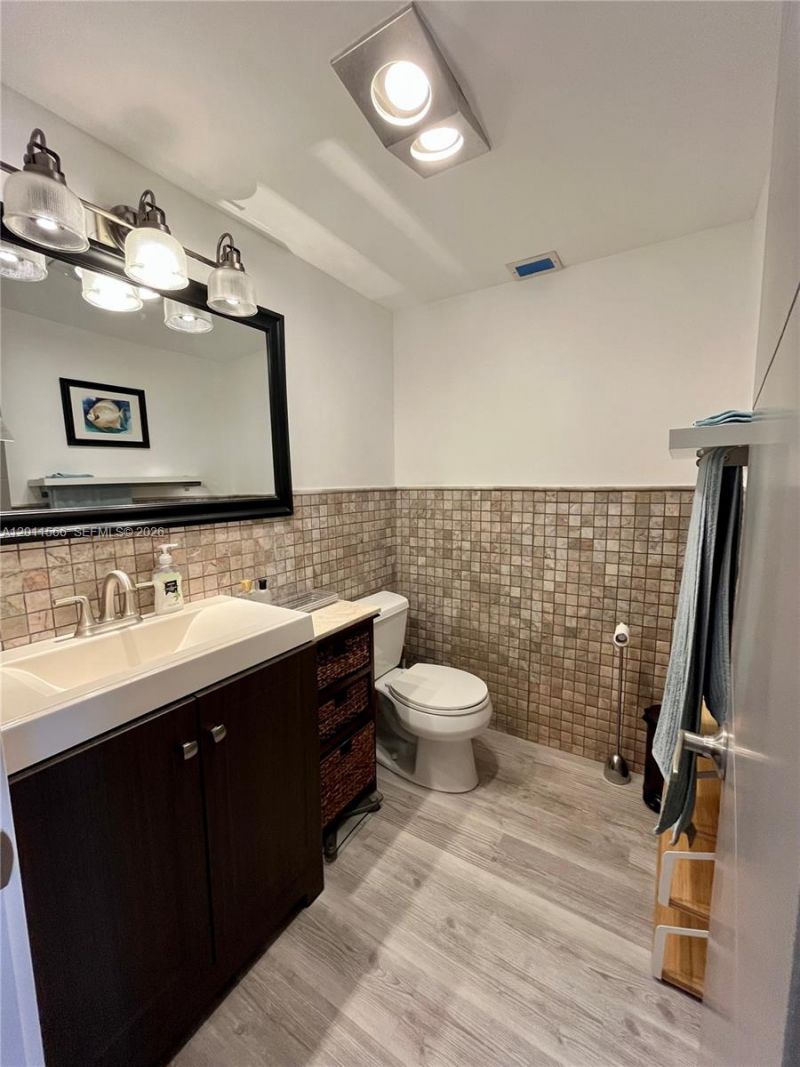 1801 S Ocean Dr , Unit 203, Hollywood, FL 33019 Photo