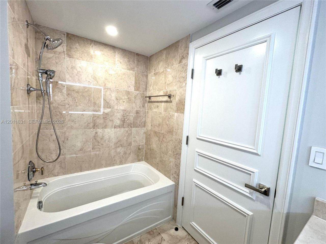 3201 NE 183rd St , Unit 1805, Aventura, FL 33160 Photo