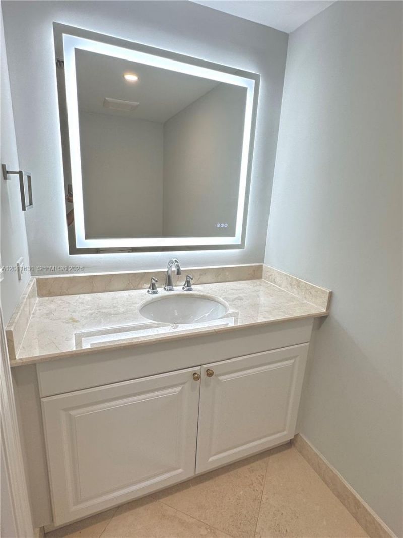 3201 NE 183rd St , Unit 1805, Aventura, FL 33160 Photo