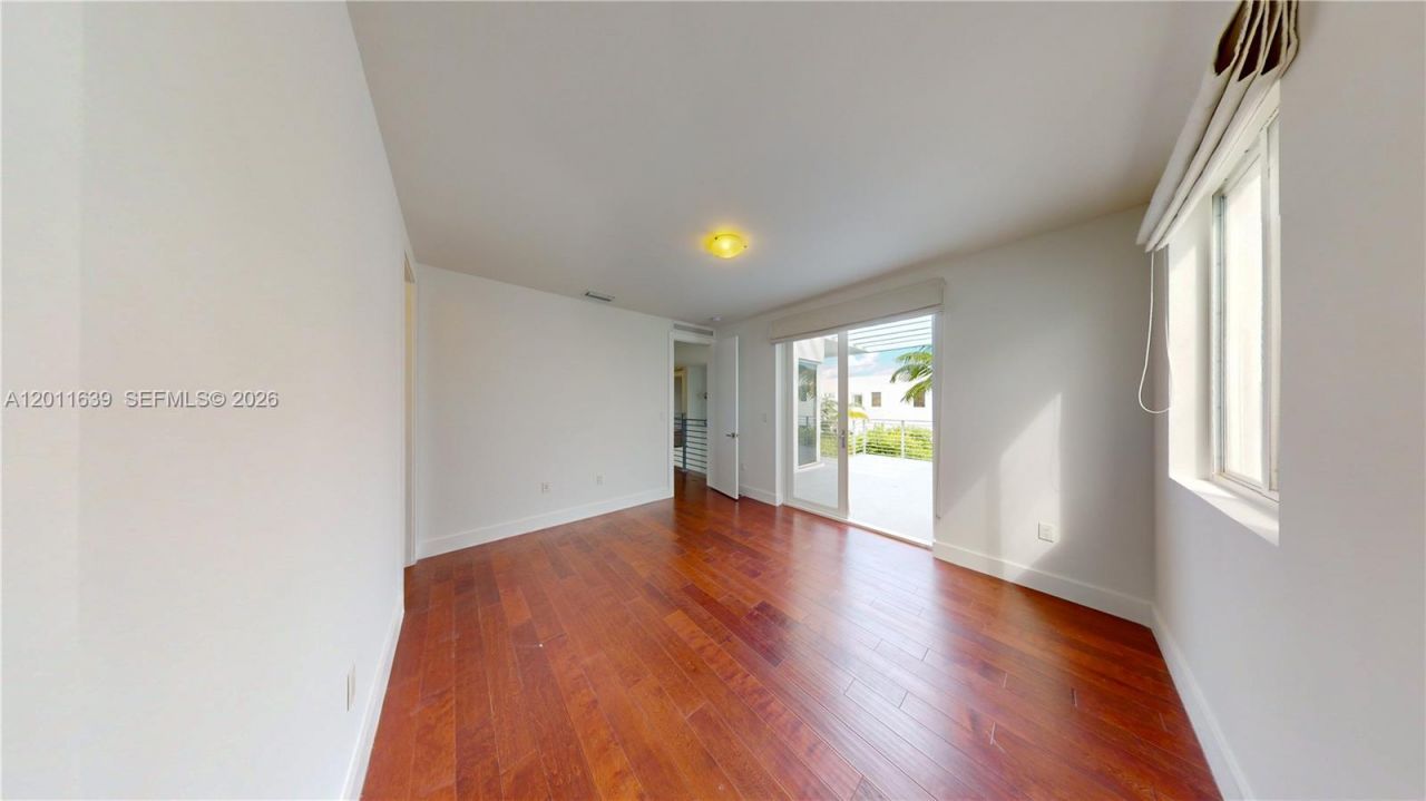 9980 NW 74th Ter, Doral, FL 33178 Photo
