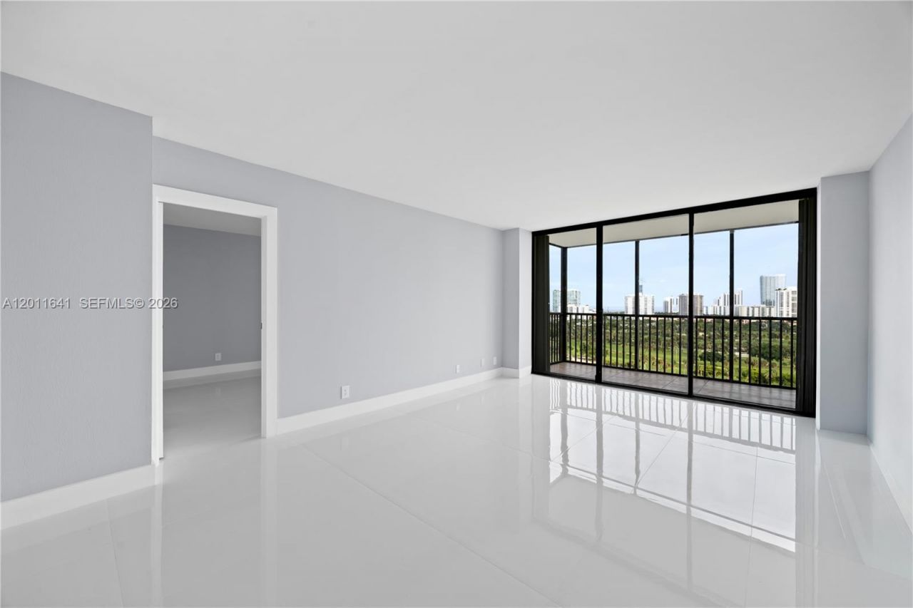 20335 W Country Club Dr, Unit 1905, Aventura, FL 33180 Photo