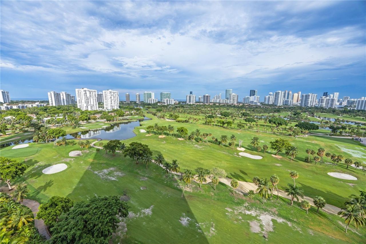 20335 W Country Club Dr, Unit 1905, Aventura, FL 33180 Photo
