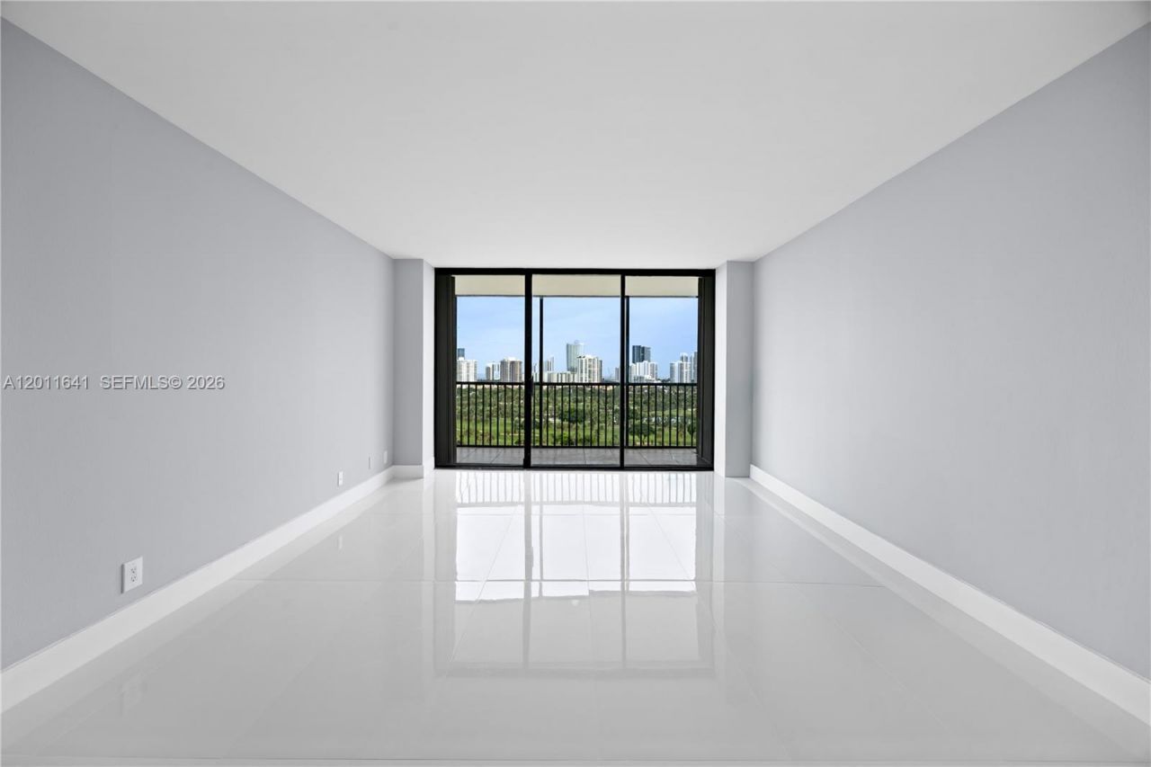 20335 W Country Club Dr, Unit 1905, Aventura, FL 33180 Photo