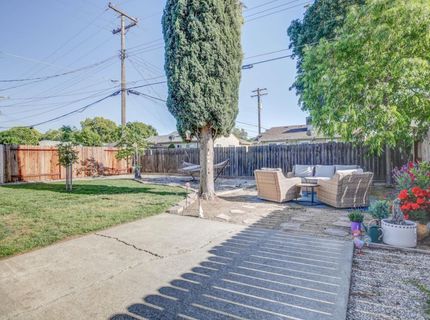 1424 Kitchner Rd, Sacramento, CA 95822 Photo
