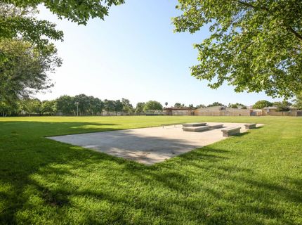1424 Kitchner Rd, Sacramento, CA 95822 Photo