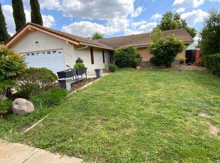 1420 Mirada Cir, Yuba City, CA 95993 Photo