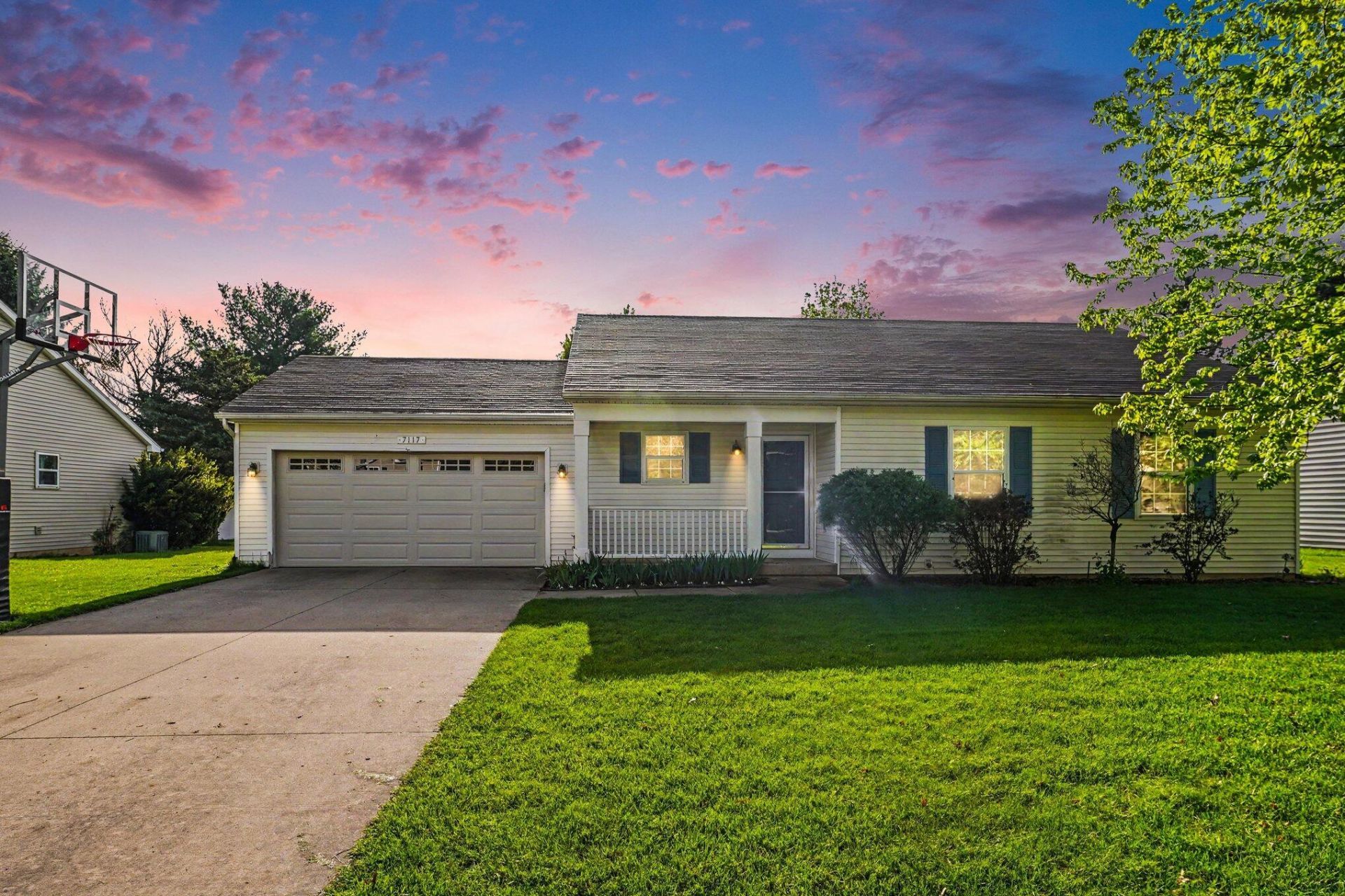 7117 Venice Drive, Portage, MI 49024 Main Photo