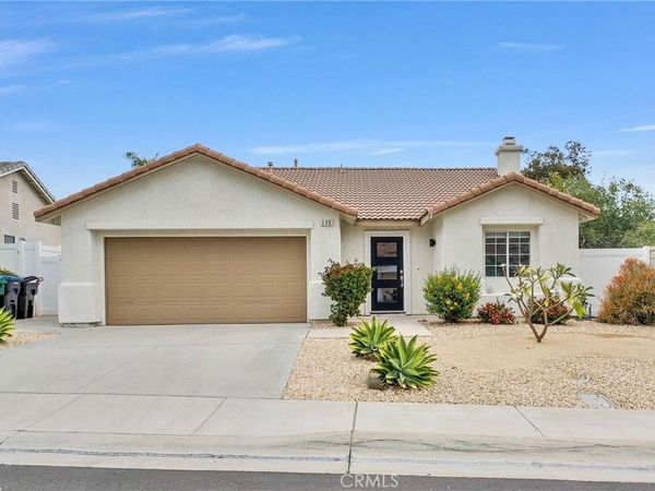 175 Paperbirch Circle, Corona, CA 92881