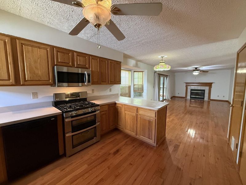 1572 Bush Hill Drive, Lancaster, OH 43130 Photo 11