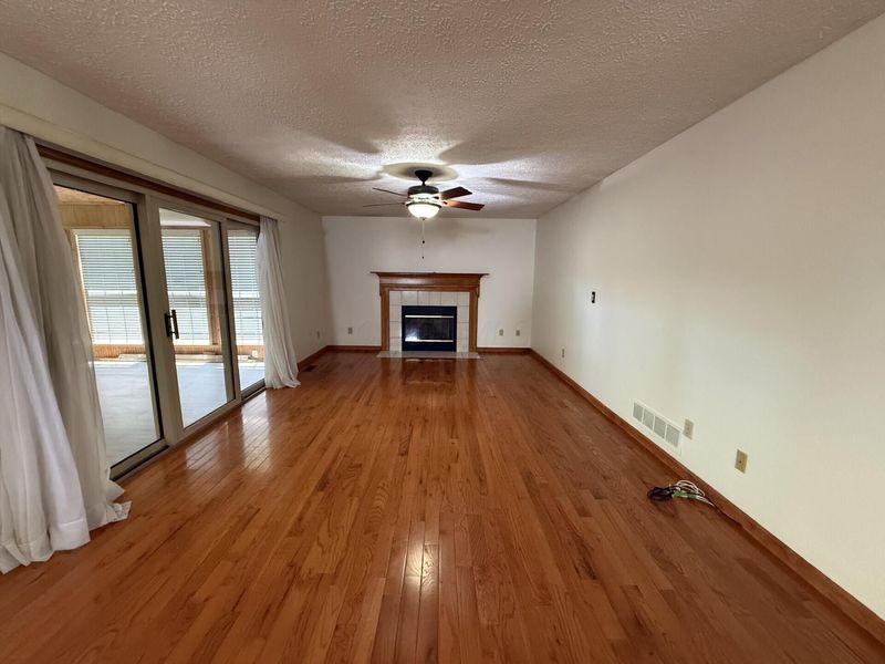 1572 Bush Hill Drive, Lancaster, OH 43130 Photo 4