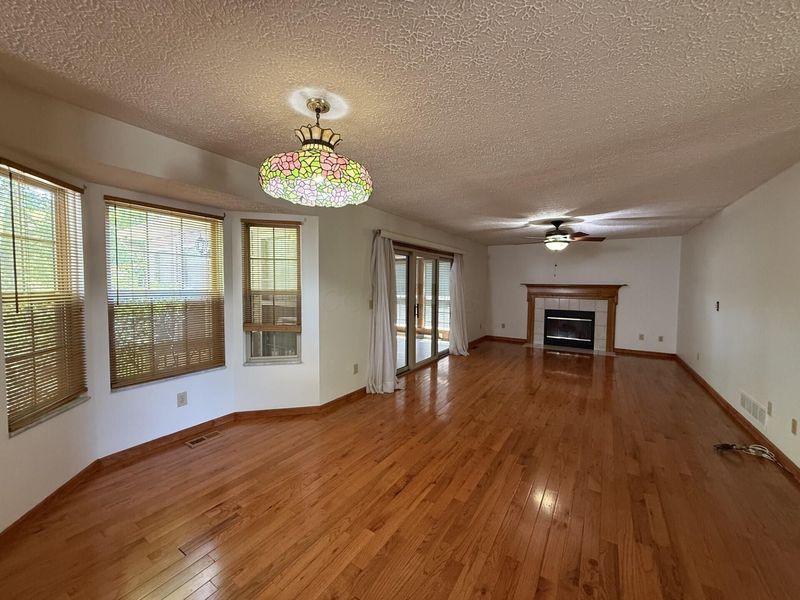1572 Bush Hill Drive, Lancaster, OH 43130 Photo 7