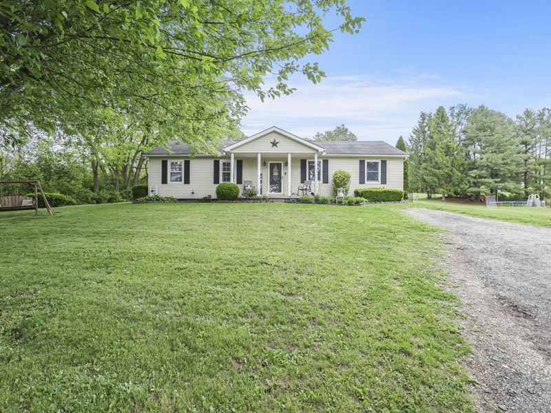 10080 16th Road SW, Stoutsville, OH 43154 Photo 3