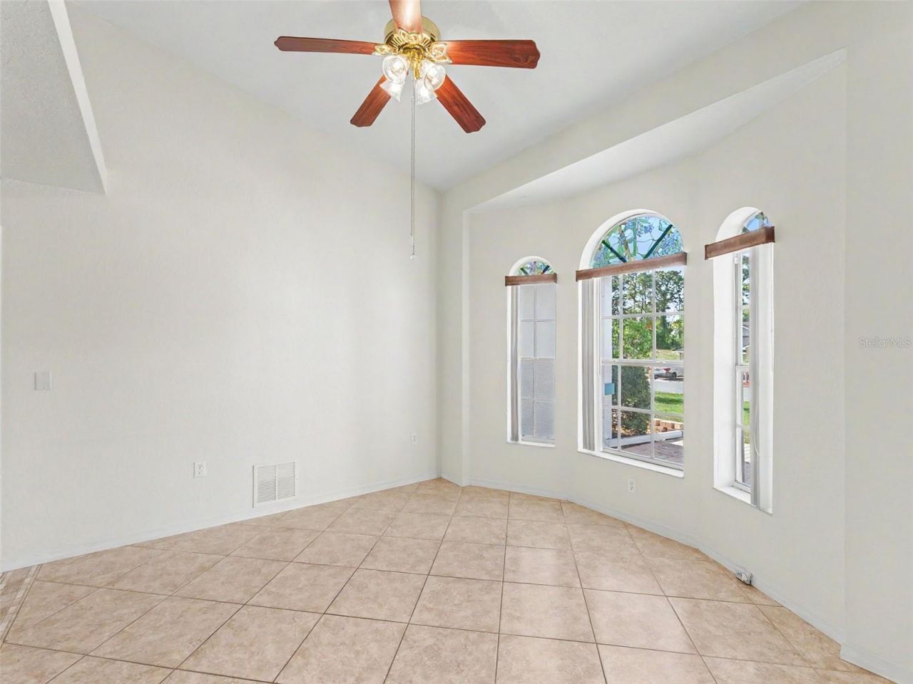 11344 Rainbow Woods Loop, Spring Hill, FL 34609 Photo