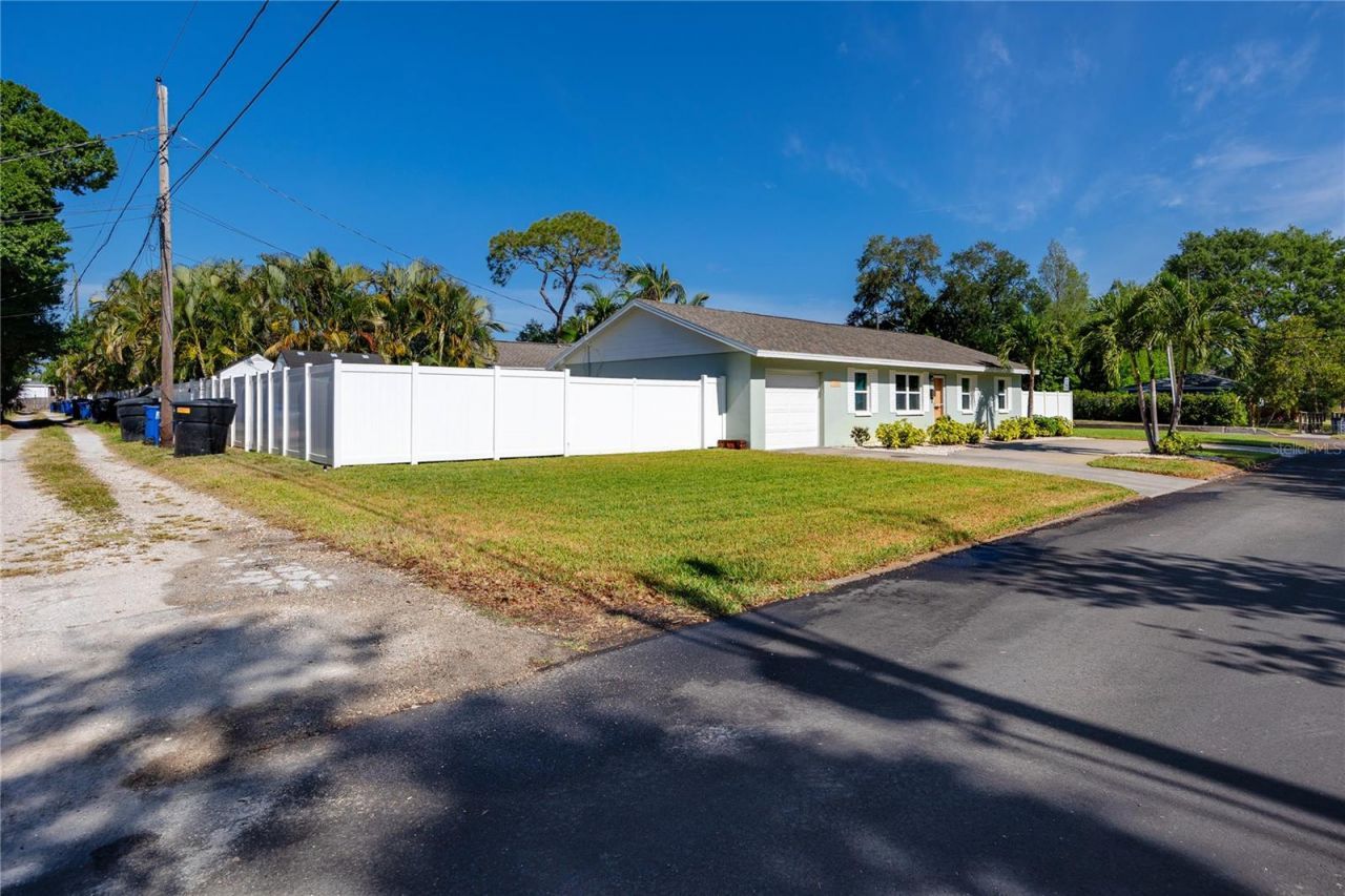 4550 3rd Street N, Saint Petersburg, FL 33703 Photo