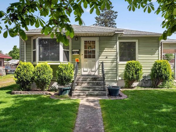 1604 N COOK St, Spokane, WA 99207
