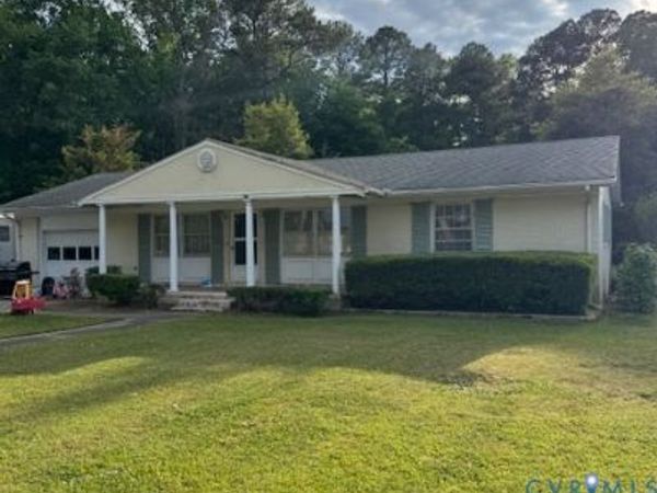 32424 S Main Street , Boykins, VA 23827