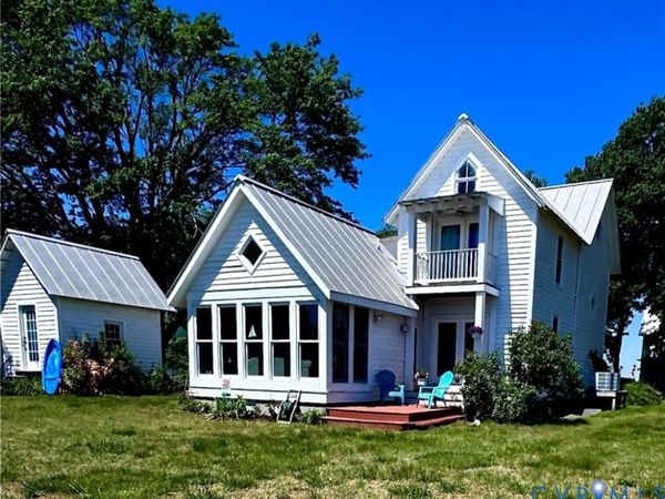 6439 Morattico Road, Morattico, VA 22503
