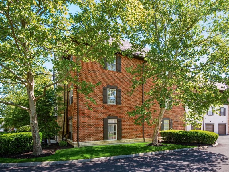 6247 Craughwell Lane, Dublin, OH 43017 Photo 2