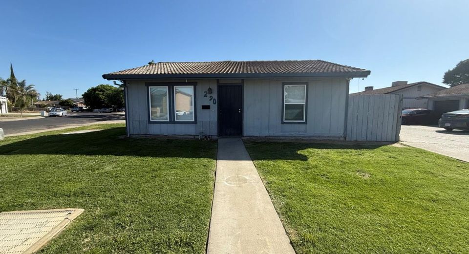 290 Northwoods Ave, Manteca, CA 95336 Photo