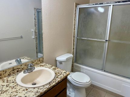 290 Northwoods Ave, Manteca, CA 95336 Photo