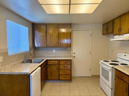 290 Northwoods Ave, Manteca, CA 95336 Photo