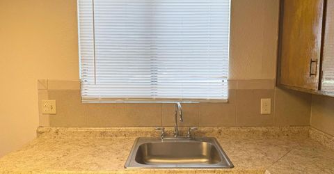 290 Northwoods Ave, Manteca, CA 95336 Photo