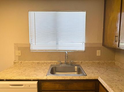 290 Northwoods Ave, Manteca, CA 95336 Photo