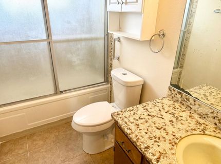 290 Northwoods Ave, Manteca, CA 95336 Photo