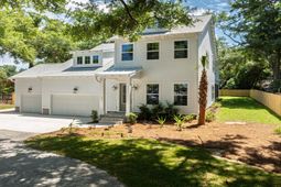 295 W Coleman Boulevard photo 4
