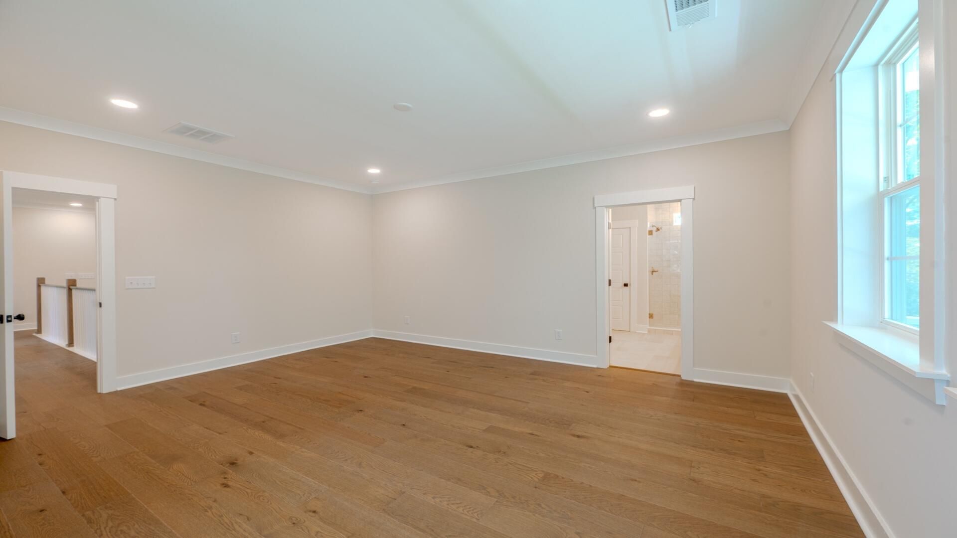 295 W Coleman Boulevard Photo 29