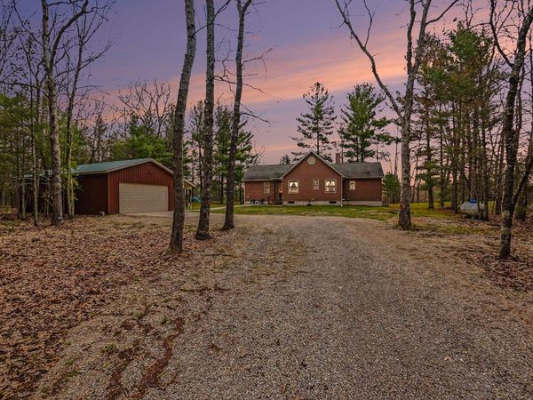 4985 White Pine Drive, Manistee, MI 49660