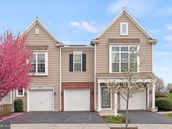 752 WHITETAIL DRIVE , HUMMELSTOWN, PA 17036