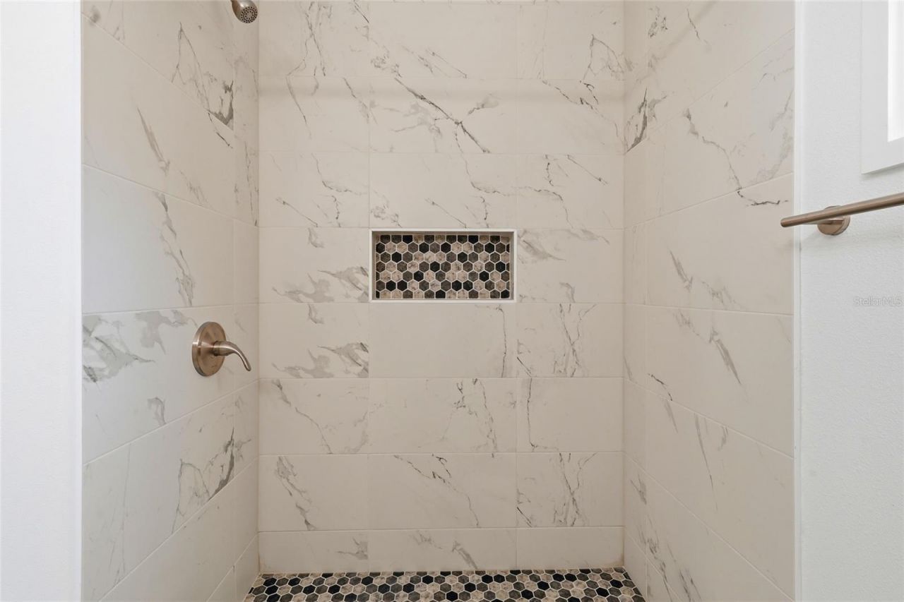 2827 22nd Street W, Bradenton, FL 34205 Photo