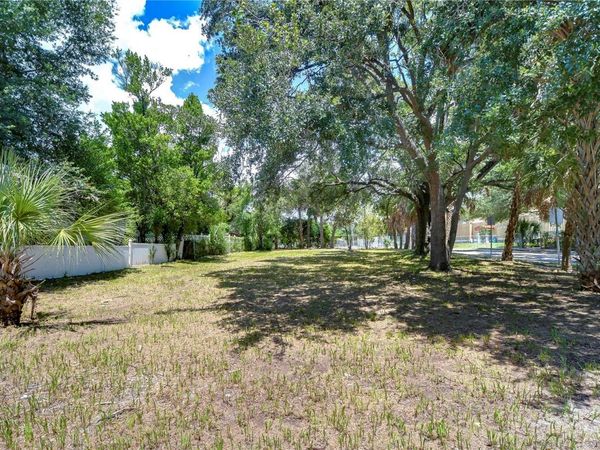 1522 E 26TH AVENUE , TAMPA, FL 33605