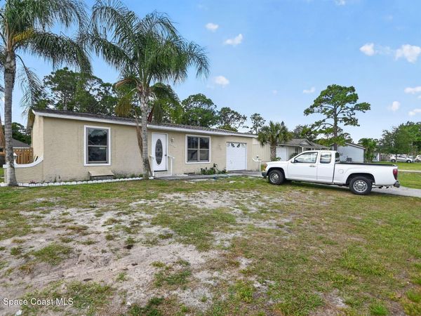 180 San Luis Street SW , Palm Bay, FL 32908