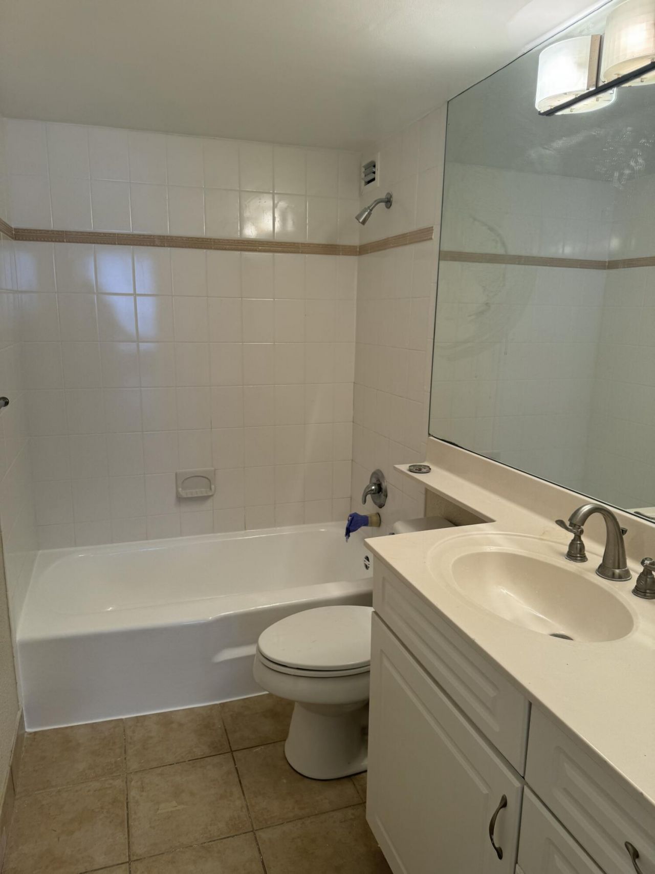1000 Spanish River Road, Unit 3b, Boca Raton, FL 33432 Photo