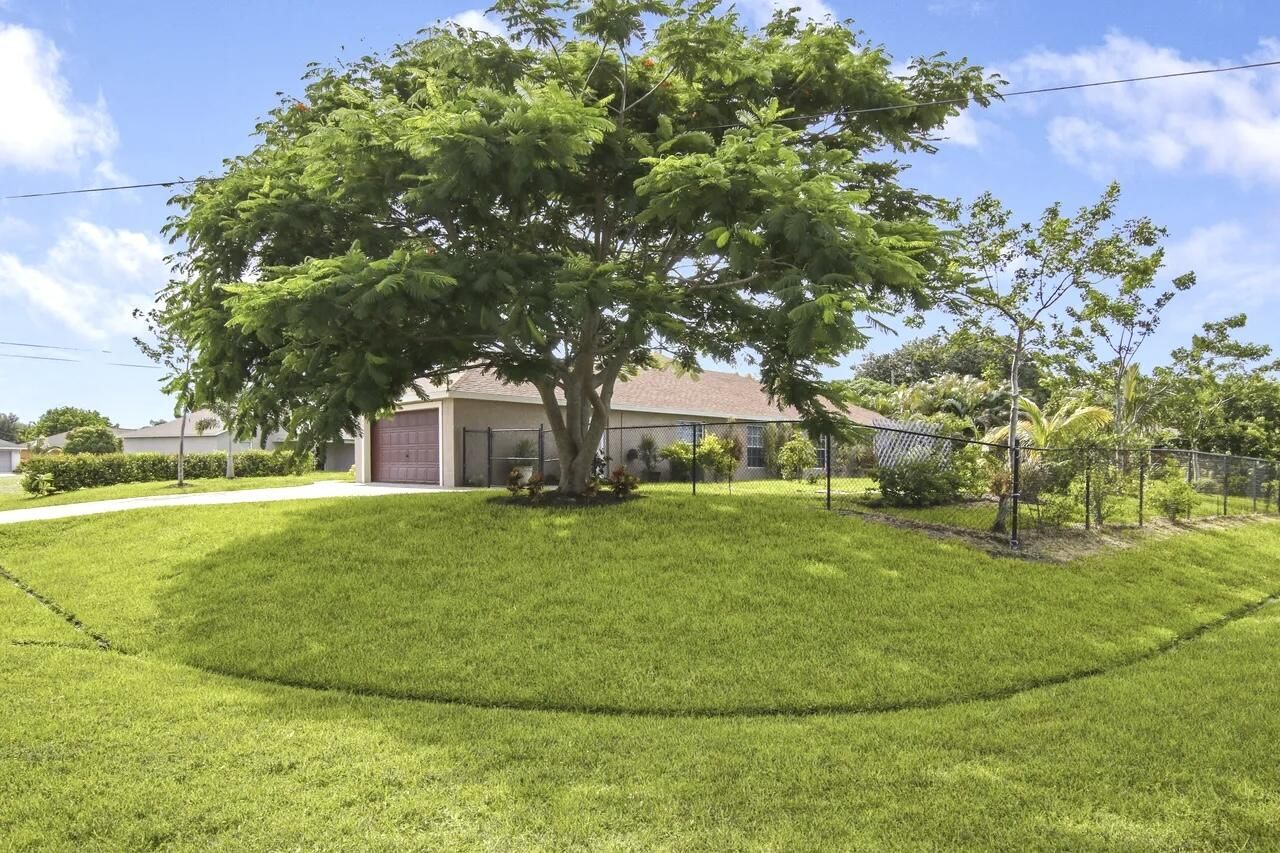523 SW Gale Lane, Port Saint Lucie, FL 34953 Photo