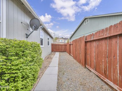 11555 Lone Desert Drive, Reno, NV 89506 Photo
