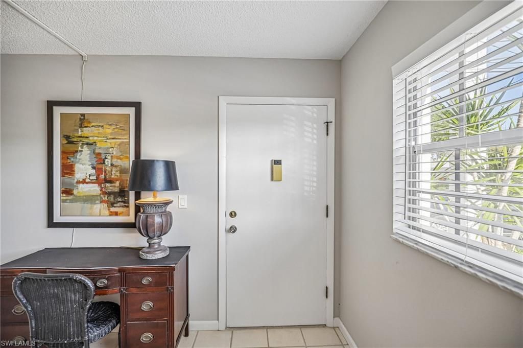 1514 Edgewater Cir, Unit 3A, Fort Myers, FL 33919 Photo