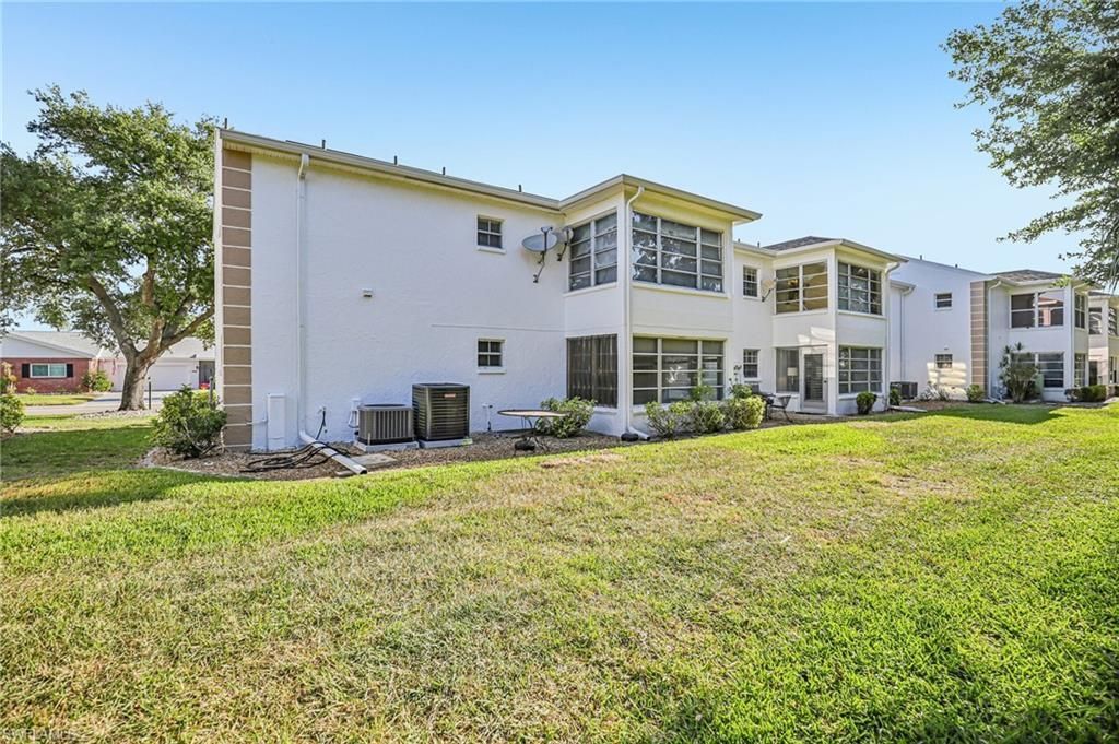 1514 Edgewater Cir, Unit 3A, Fort Myers, FL 33919 Photo