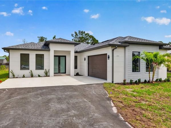 3225 43rd AVE NE, NAPLES, FL 34120