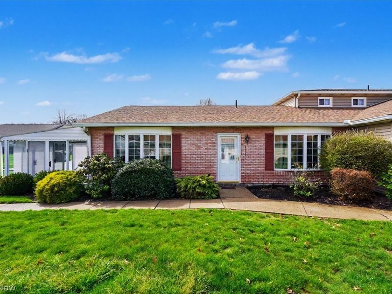 934 Canterbury Lane, Salem, OH 44460 Photo 1